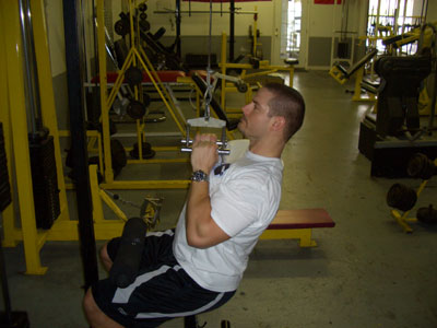 Close Grip Pulldown