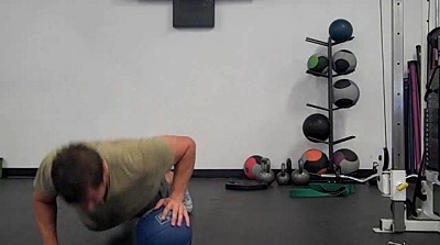 Medicine Ball Alternating Push-up Finish Position
