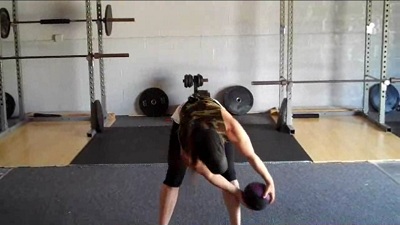 Medicine Ball Woodchops Exercise Finish Position