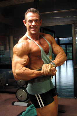 Bodybuilder Alain Petriz
