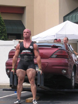 Brad Cardoza strongman