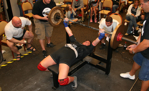Cheryl Benching at the Orland Barbell APF Classic