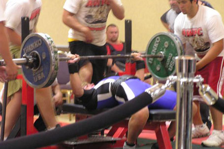 Jordan Dunn Bench Pressing in Competition