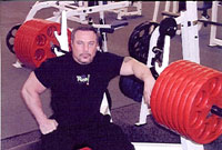 Mark benches 600 + pounds