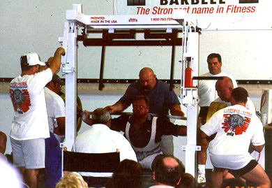 Louie Simmons Coaches His Lifters