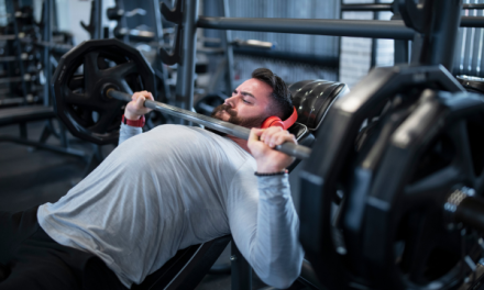 5 Weaknesses YOU Need to Fix to Increase Your Bench Press REP Strength