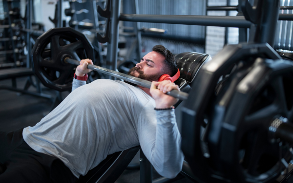 5 Weaknesses YOU Need to Fix to Increase Your Bench Press REP Strength