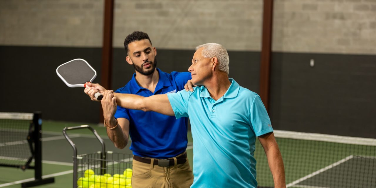 3 Warning Signs Your Shoulder Is About to Give Out on the Court