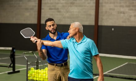 3 Warning Signs Your Shoulder Is About to Give Out on the Court