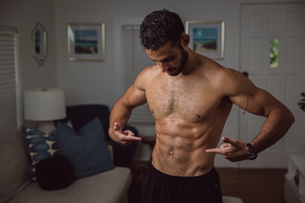 The Hidden Core Muscle That Flattens Your Stomach and Protects Your Back